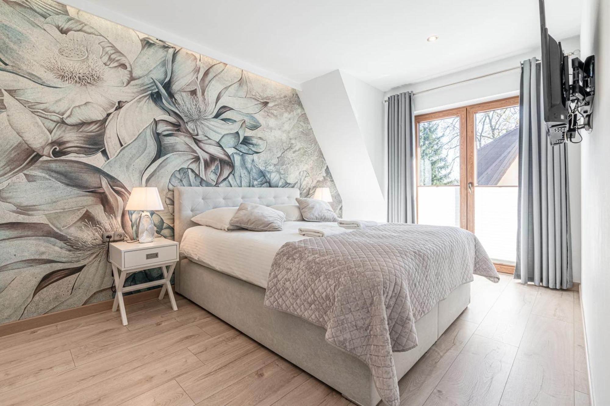 Gasienica Queen Apartment *